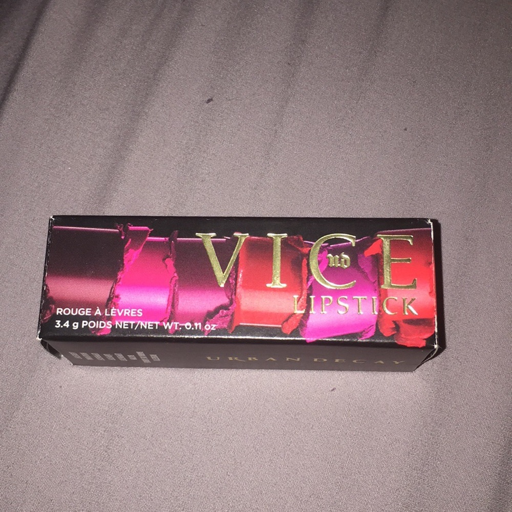 Urban Decay Vice lipstick NWT voodoo